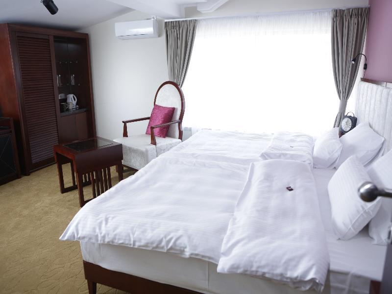 Garni Hotel Fortuna Belgrád Kültér fotó