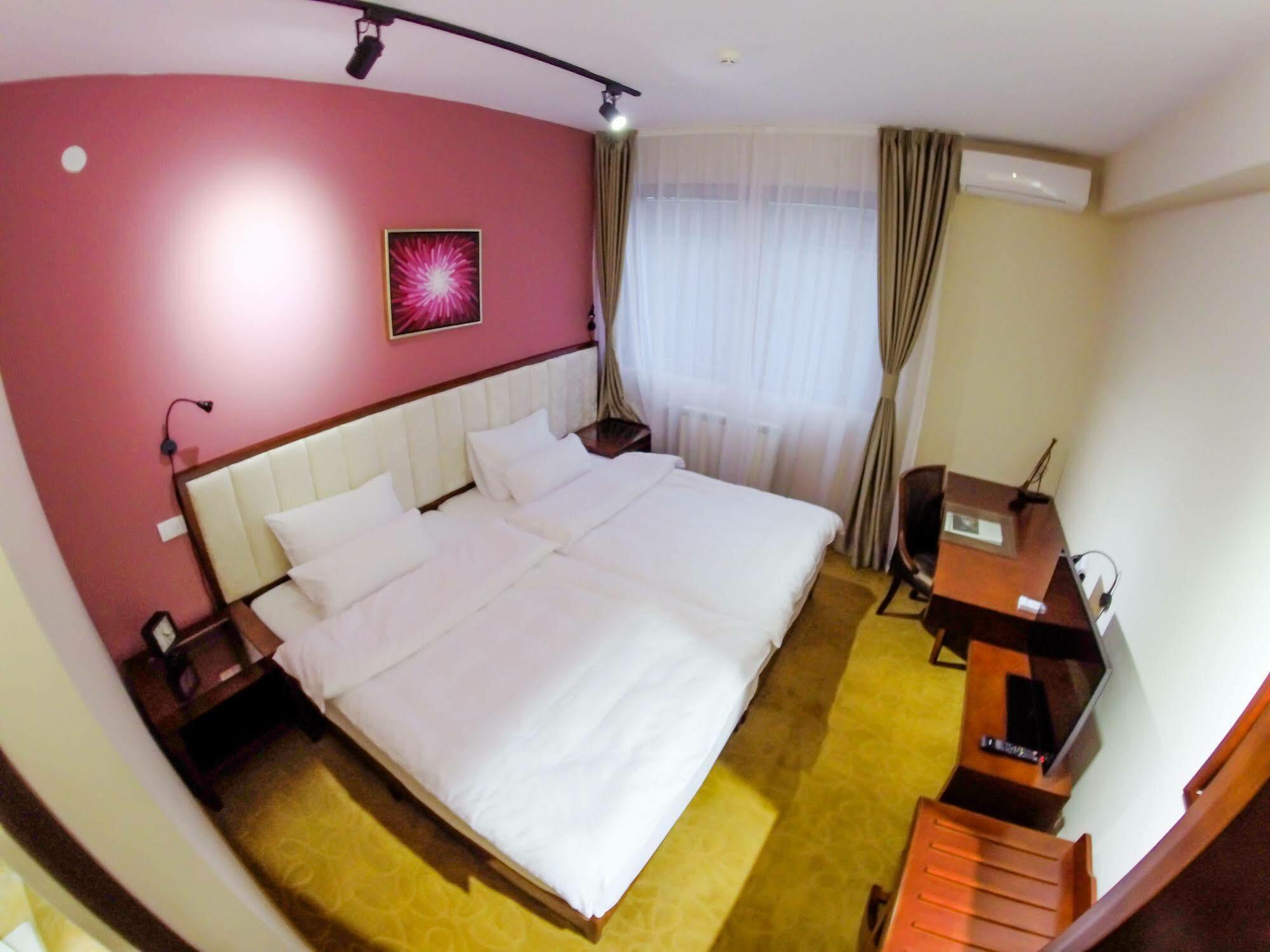 Garni Hotel Fortuna Belgrád Kültér fotó